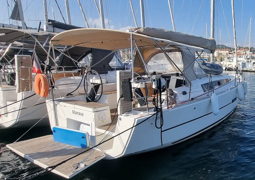 2019 Dufour 360 grand large