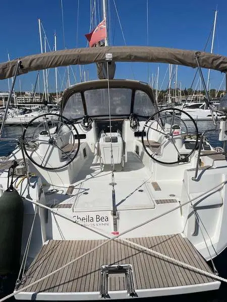 2015 Jeanneau sun odyssey 469