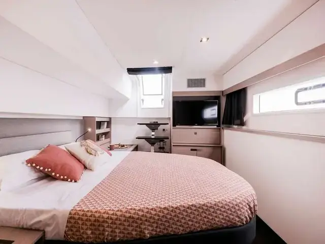 Fountaine Pajot Aura 51