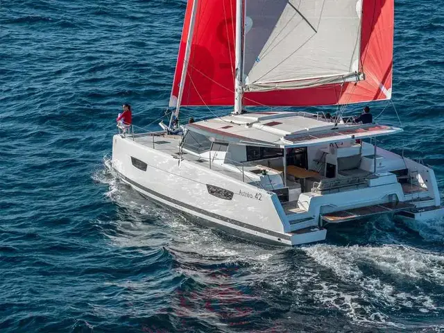 Fountaine Pajot Astrea 42