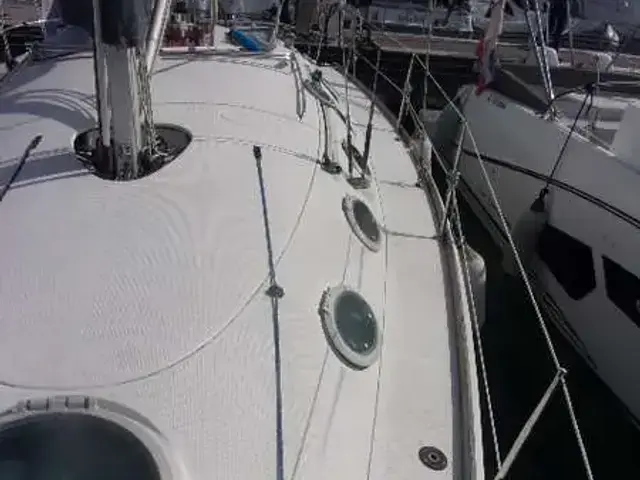 Beneteau FIRST 35.7