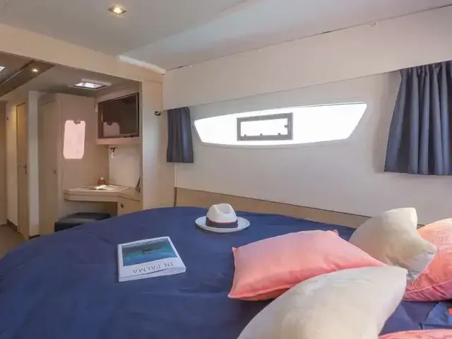 Fountaine Pajot Astrea 42