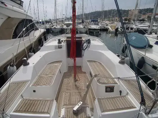 Hanse 320