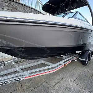 2021 Sea Ray 210 SPX Outboard