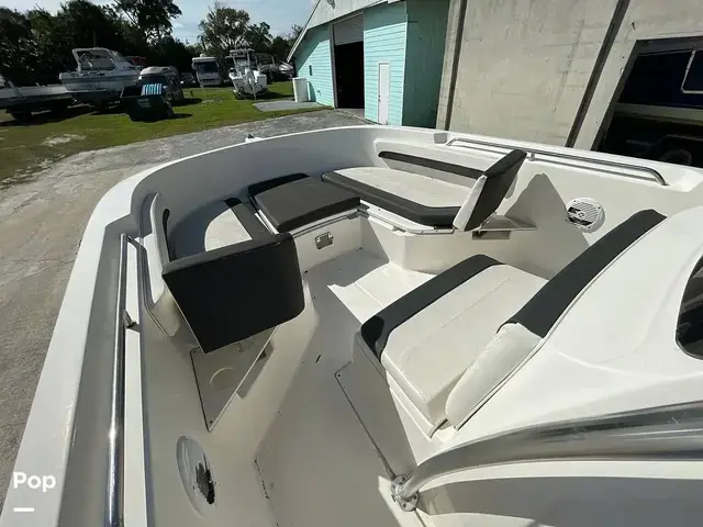 Bayliner T22CC