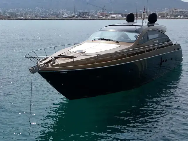 Pershing 64