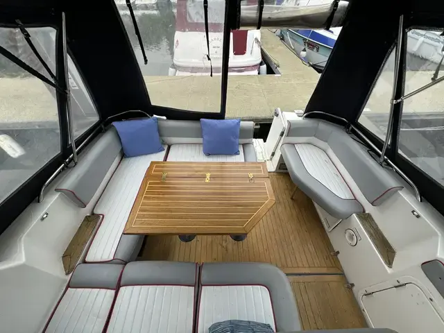 Sealine 285 Ambassador