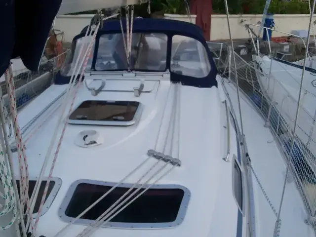 Bavaria 33