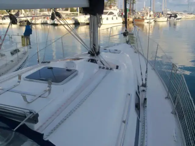 Bavaria 33