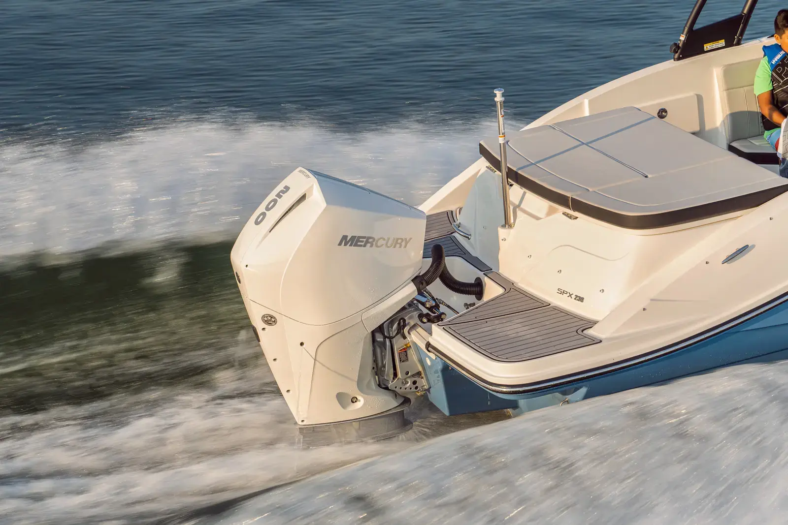 2024 Sea Ray 230 spx outboard