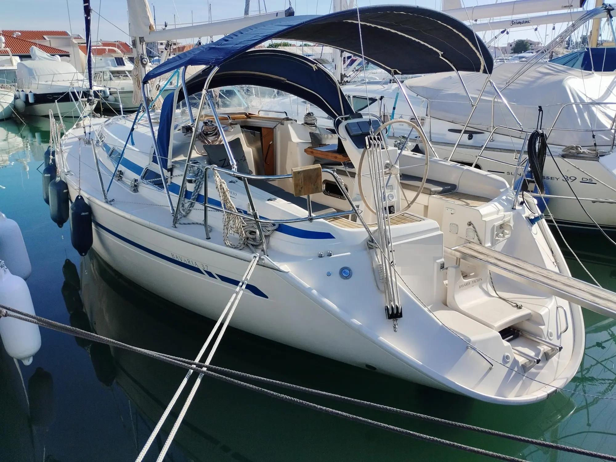 2001 Bavaria 37