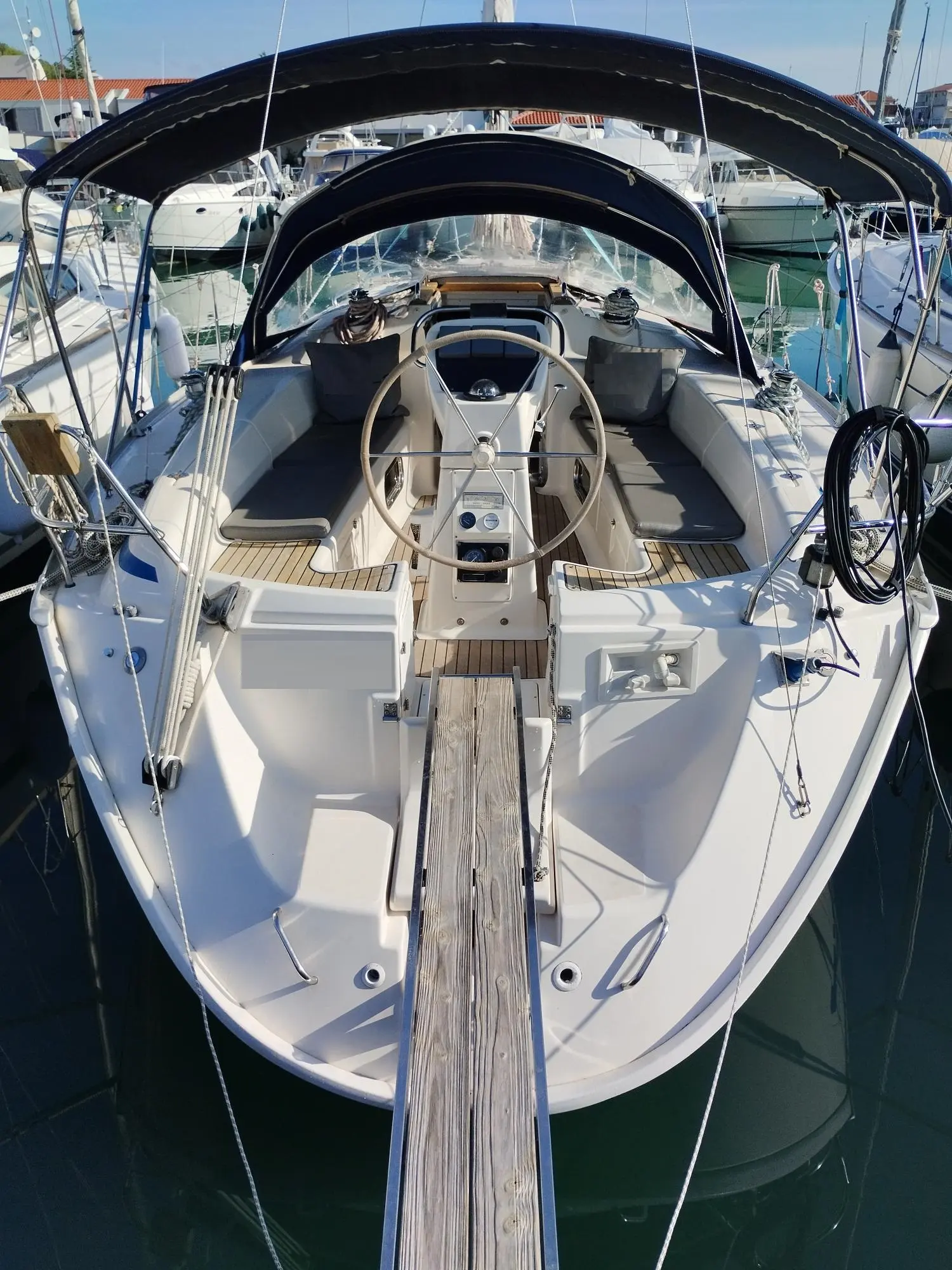 2001 Bavaria 37