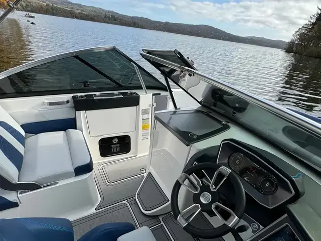 Mastercraft X26