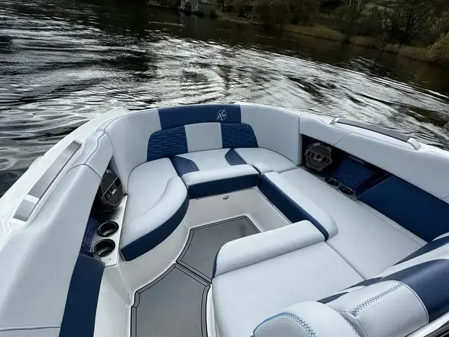 Mastercraft X26