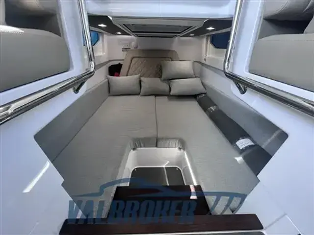 Axopar 37 XC CROSS CABIN