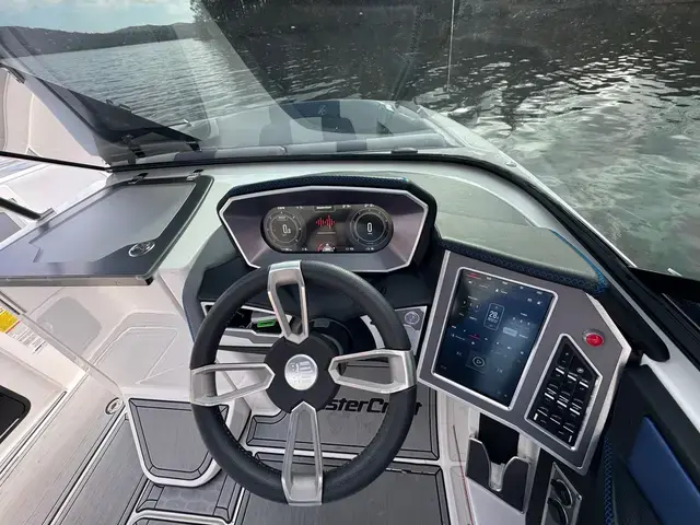 Mastercraft X26