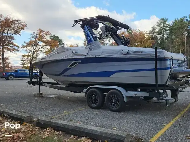 Centurion Boats Ri245