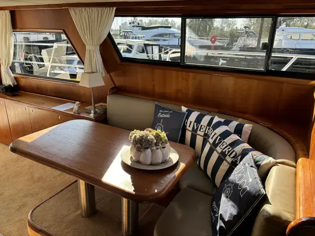 Neptunus 138 Flybridge