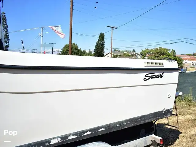 Seaswirl Striper 2600