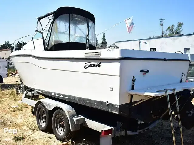 Seaswirl Striper 2600