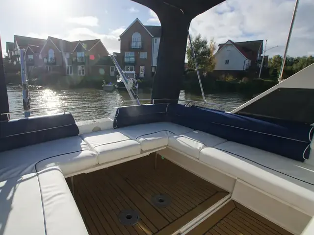 Fairline Targa 33