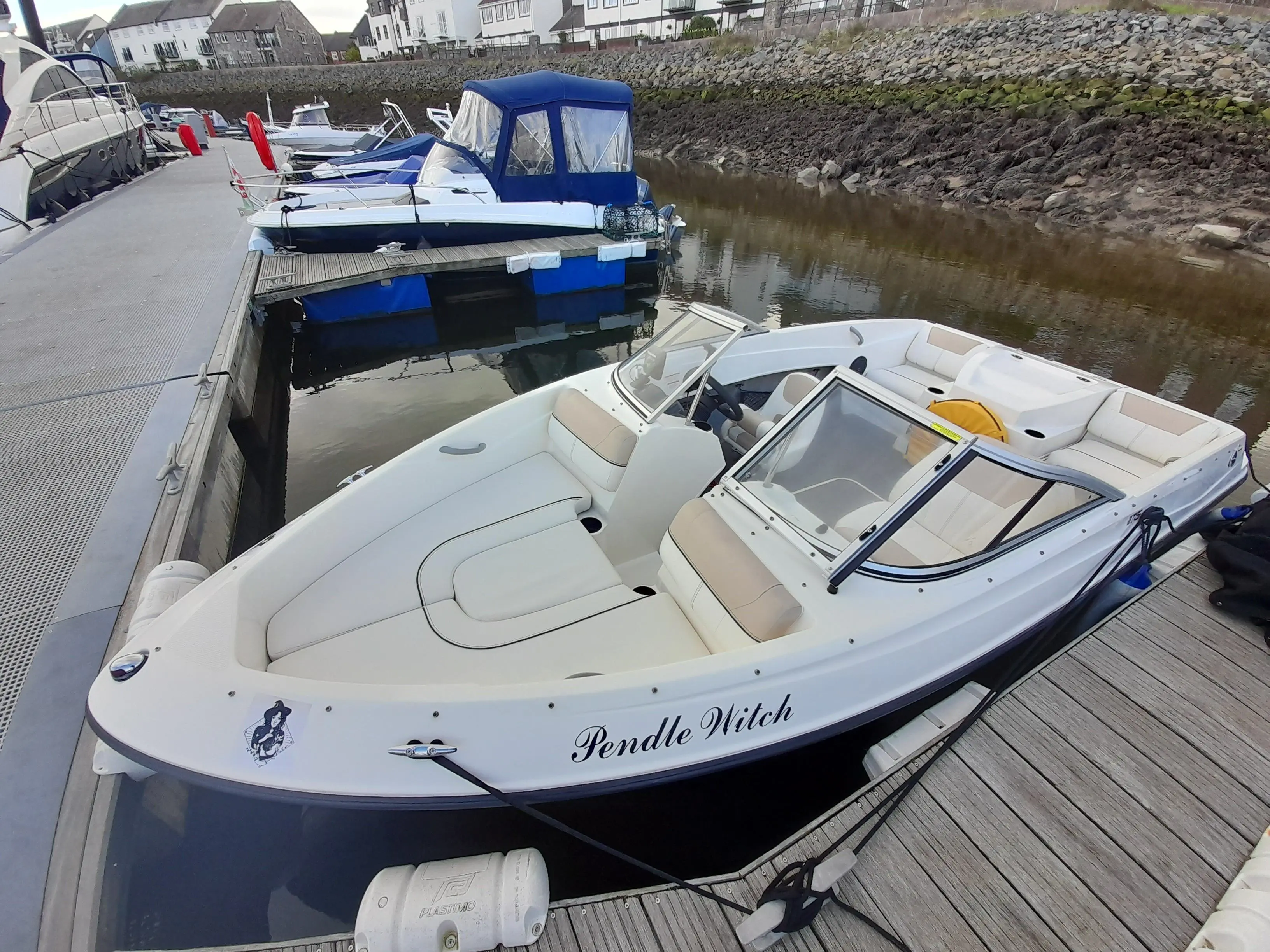 2016 Bayliner 175 bowrider