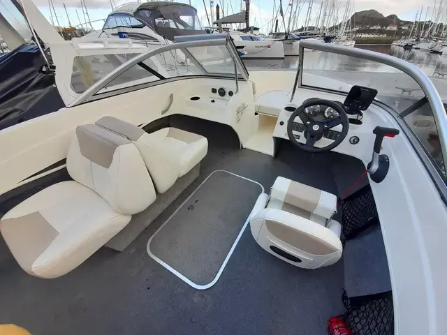 Bayliner 175 Bowrider