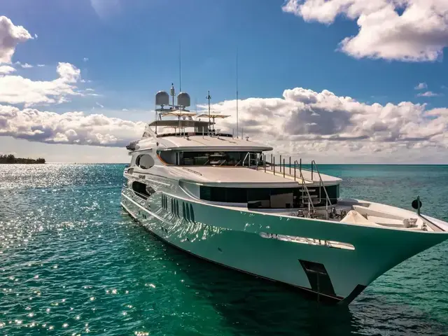 Trinity Yachts 164