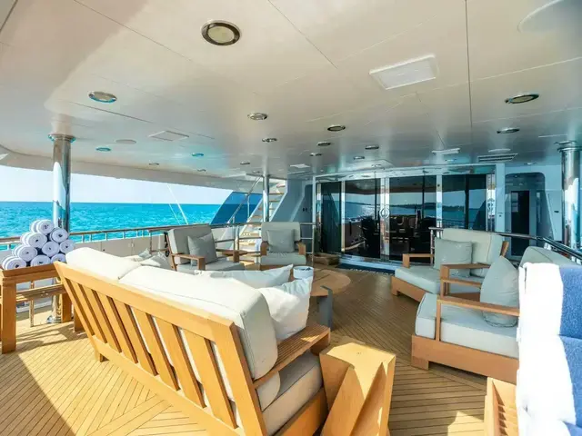 Trinity Yachts 164