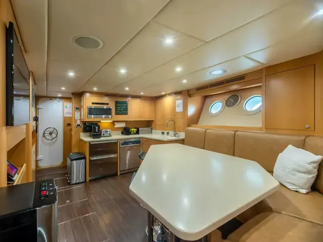 Trinity Yachts 164