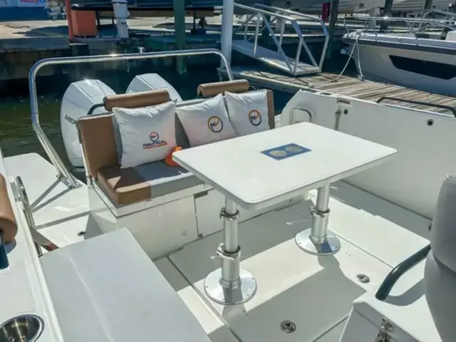 Beneteau Flyer 9 Spacedeck