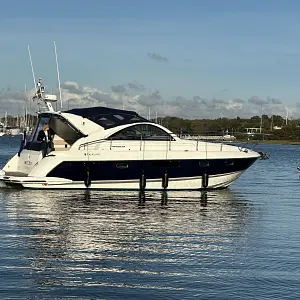 2010 Fairline Targa 38