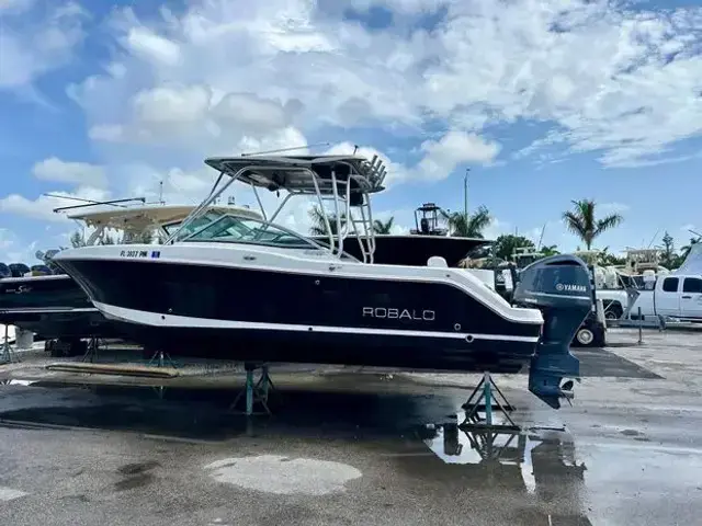 Robalo R247