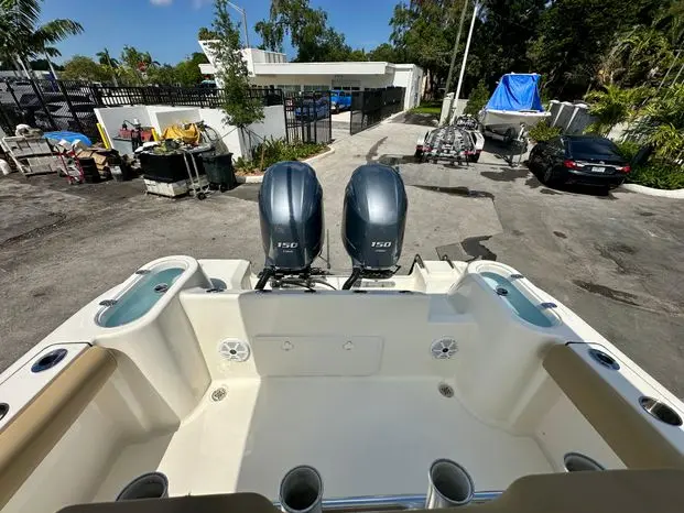 2018 Key West 244 center console cc