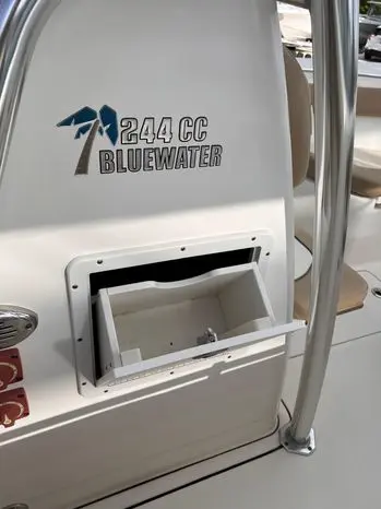 2018 Key West 244 center console cc