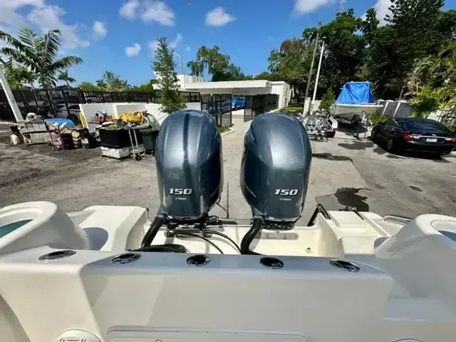 Key West 244 Center Console CC