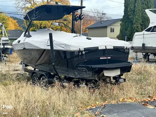 Axis Boats WAKE RESEARCH T250