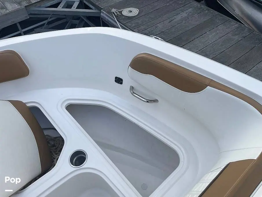 2022 Bayliner vr6 ob