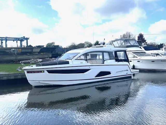 2018 Sealine c 430