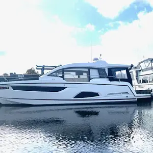 2018 Sealine C430