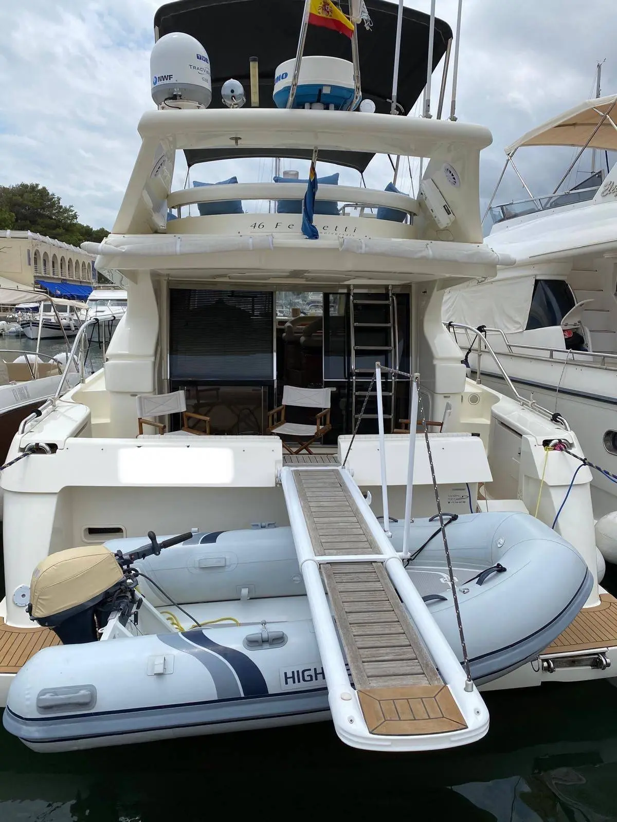 1999 Ferretti 46 fly