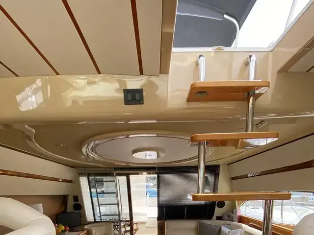 Ferretti Yachts 46 Fly