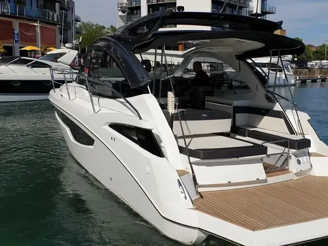 Galeon 335 Hts