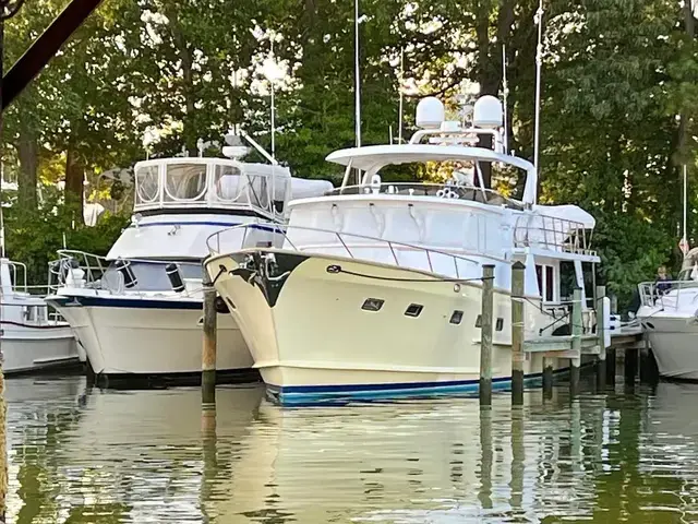 GRAND ALASKAN 64 Pilothouse