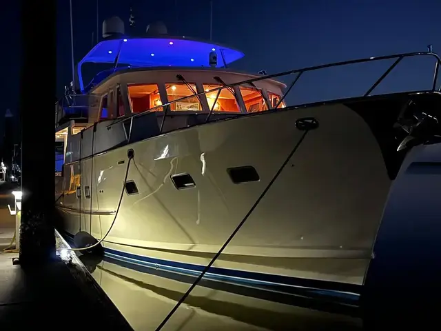 GRAND ALASKAN 64 Pilothouse