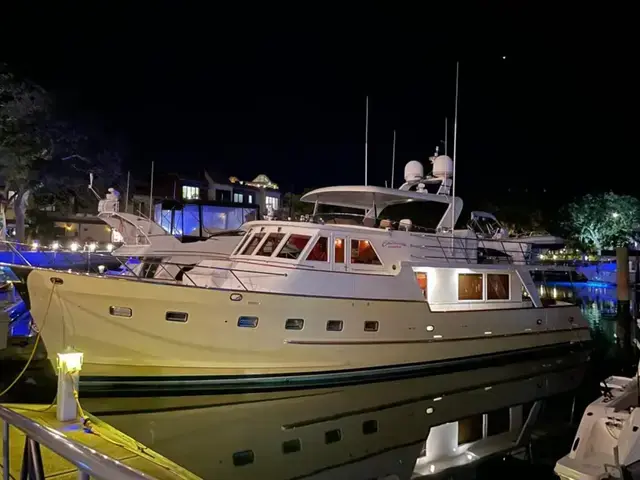 GRAND ALASKAN 64 Pilothouse