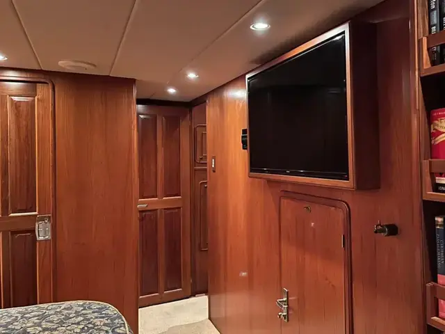 GRAND ALASKAN 64 Pilothouse