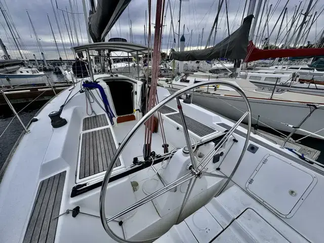 Beneteau 10R