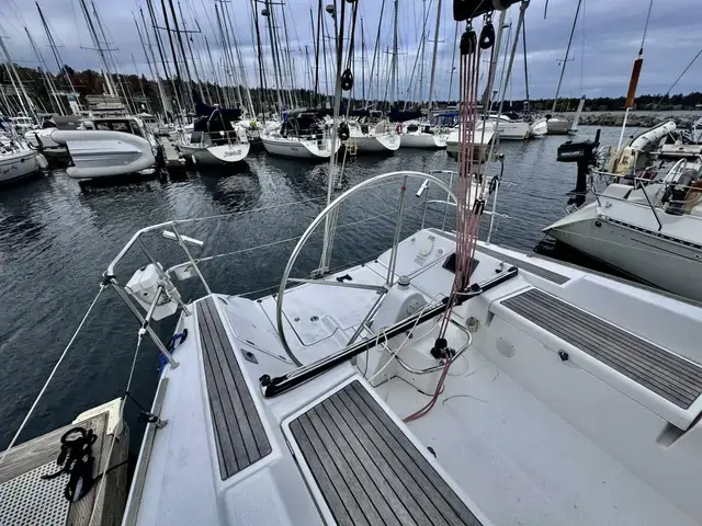 Beneteau 10R