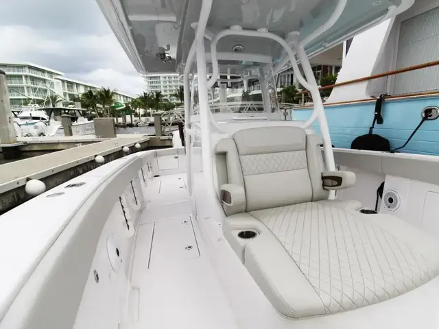 Jupiter Boats 34 HFS